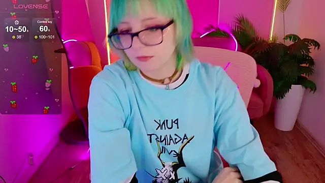 CoralineYoung online show from 5, 4, 2026