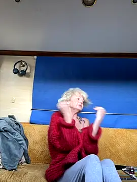 ladyboatlady online show from 26, 9, 2025