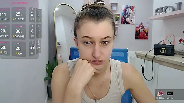 Snapshot of muriel_elvin chatting on 12, 9, 2025 muriel elvin online show from 12, 9, 2025