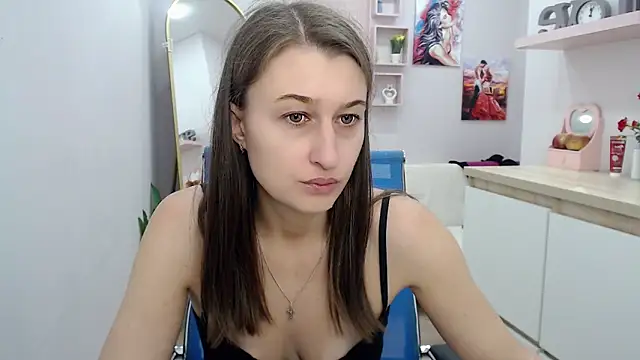 Snapshot of muriel_elvin chatting on 9, 10, 2025 muriel elvin online show from 9, 10, 2025