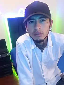 Tattoboy19cm online show from 13, 9, 2025