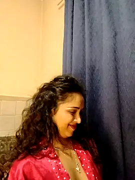 cute indianxo online show from 10, 4, 2026