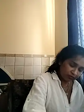 Snapshot of cute_indianxo chatting on 25, 6, 2026 cute indianxo online show from 25, 6, 2026