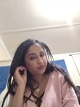 Snapshot of cute_indianxo chatting on 13, 7, 2026 cute indianxo online show from 13, 7, 2026
