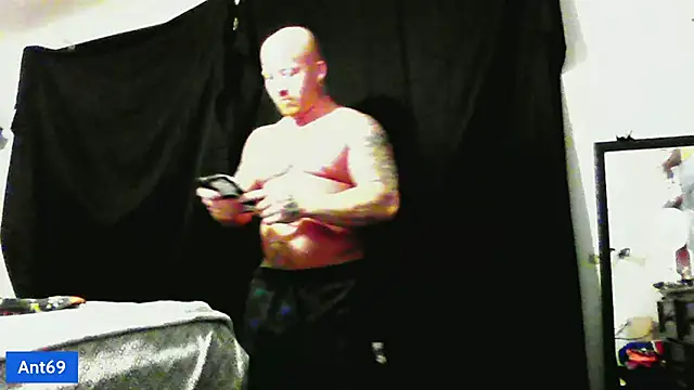 Snapshot of AntMeich6969 chatting on 28, 9, 2025 AntMeich6969 online show from 28, 9, 2025