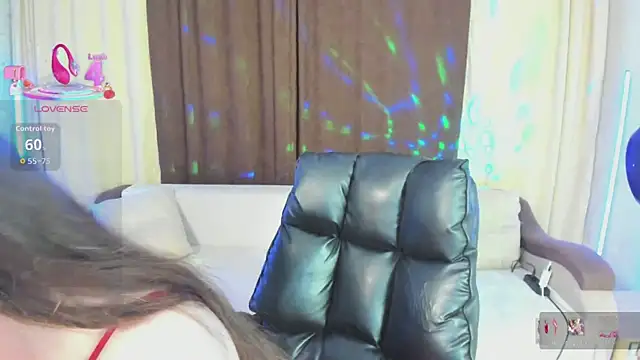 Snapshot of _Shy_Jenny_ chatting on 4, 7, 2026 Shy Jenny online show from 4, 7, 2026