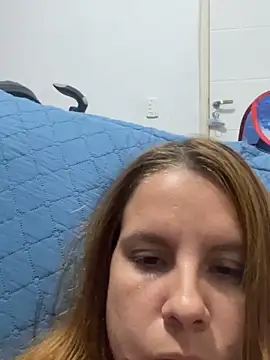 Snapshot of Lazinha18 chatting on 8, 10, 2025 Lazinha18 online show from 8, 10, 2025