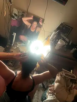 Snapshot of silverbay-456 chatting on 11, 10, 2025 silverbay-456 online show from 11, 10, 2025