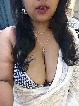 Cutee Amrita online show from 17, 7, 2026