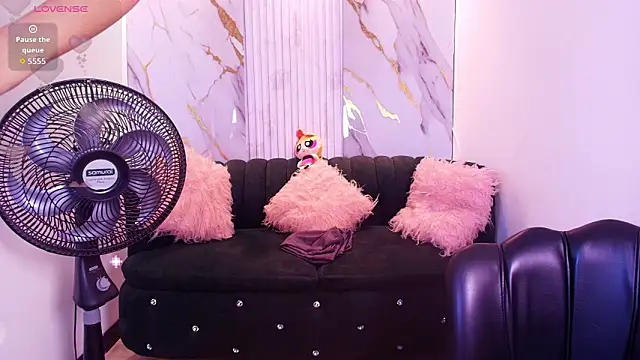 Snapshot of Mhiaa_Sweet chatting on 20, 2, 2026 Mhiaa Sweet online show from 20, 2, 2026