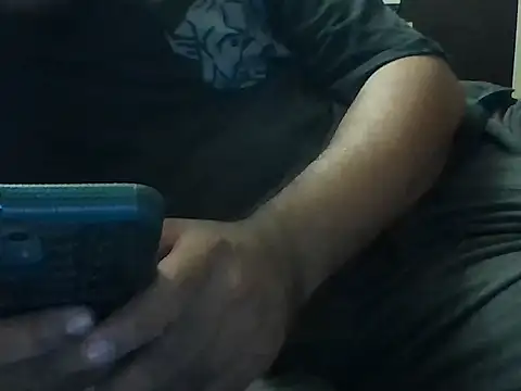 Snapshot of aarav_013 chatting on 8, 10, 2025 aarav 013 online show from 8, 10, 2025