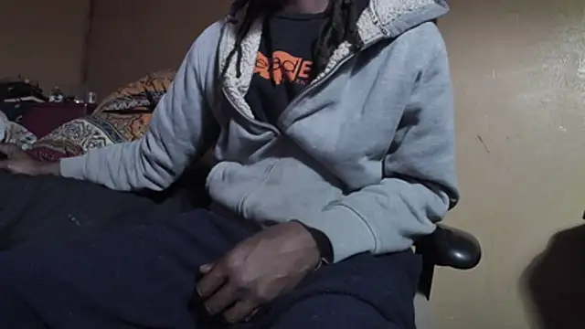 EYEzIAM online show from 1, 2, 2026