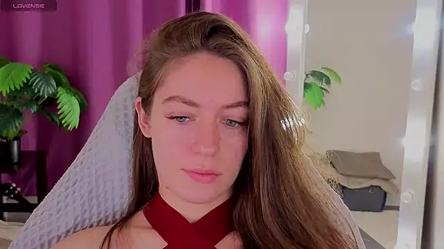 Snapshot of Agnes_Wells chatting on 10, 6, 2026 Agnes Wells online show from 10, 6, 2026