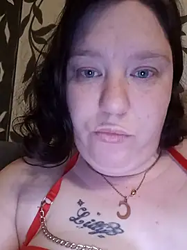 Feuchtekitty92xh online show from 4, 12, 2025