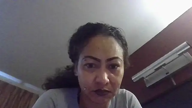 Flossee online show from 3, 10, 2025