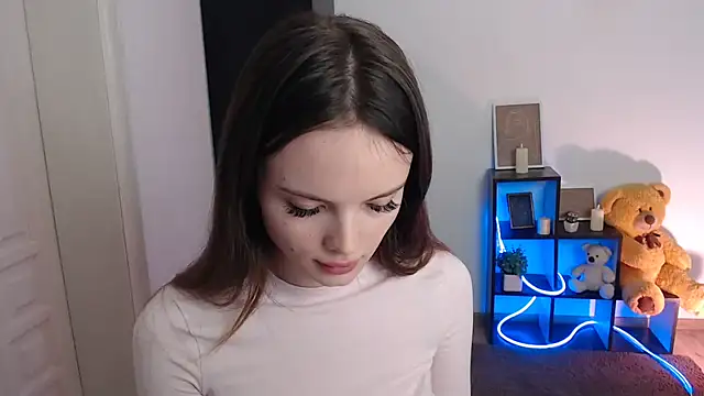 Ariella ari online show from 2, 11, 2025