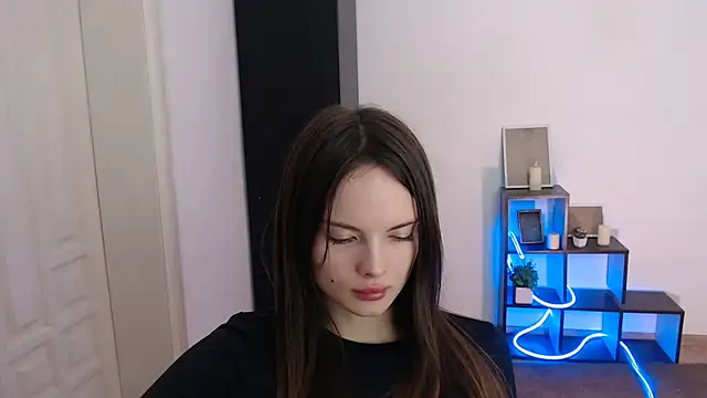 Ariella ari online show from 11, 1, 2026