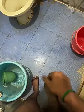 Snapshot of kissyou__89 chatting on 17, 10, 2025 kissyou 89 online show from 17, 10, 2025