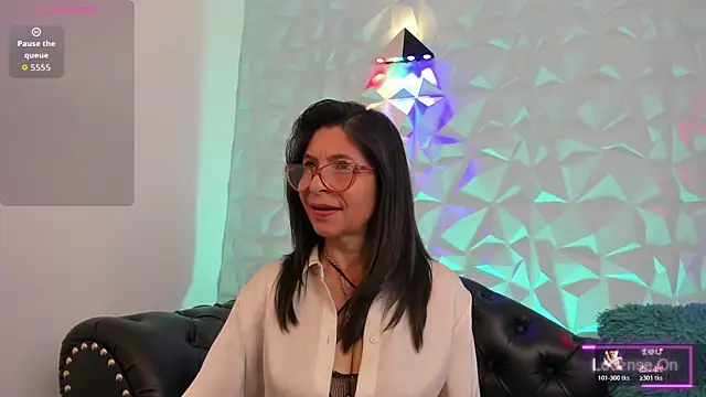 Snapshot of SabinaDeluxe_cg chatting on 17, 10, 2025 SabinaDeluxe cg online show from 17, 10, 2025