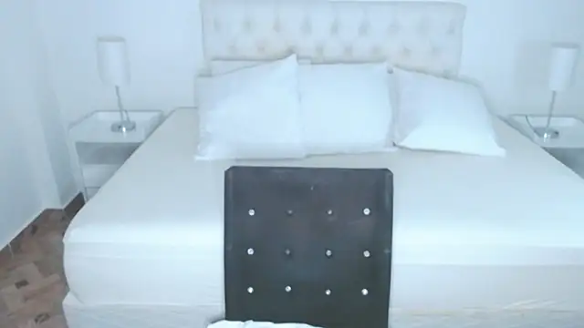 Snapshot of mr_hunterx chatting on 21, 3, 2026 mr hunterx online show from 21, 3, 2026