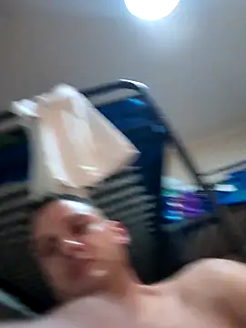 Snapshot of beastontop10 chatting on 4, 10, 2025 beastontop10 online show from 4, 10, 2025