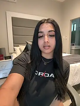 LilMisIndianx online show from 26, 10, 2025