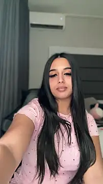 LilMisIndianx online show from 16, 4, 2026