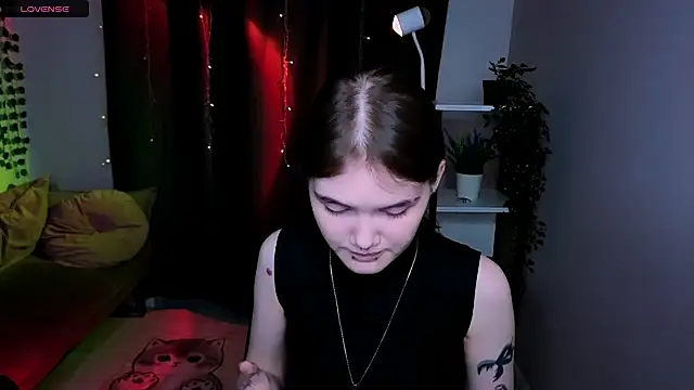 Dilara xBaby online show from 3, 7, 2026