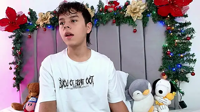 Snapshot of nico_leroy chatting on 5, 12, 2025 nico leroy online show from 5, 12, 2025