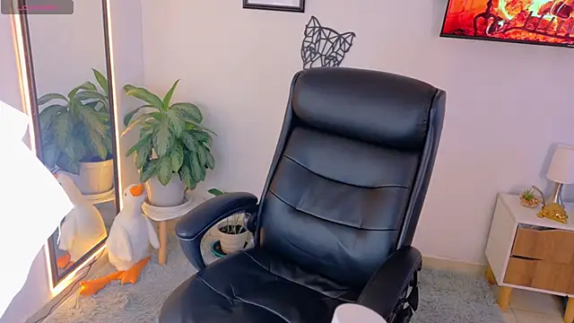 Elian savoy online show from 28, 9, 2025