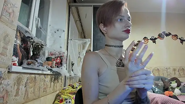 Snapshot of WatsonMi chatting on 5, 10, 2025 WatsonMi online show from 5, 10, 2025