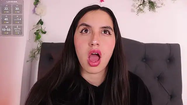 Snapshot of kaylee_lee chatting on 3, 2, 2026 kaylee lee online show from 3, 2, 2026