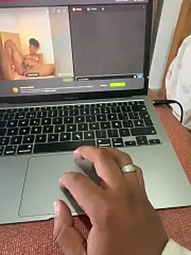 Minidemonkush online show from 18, 2, 2026