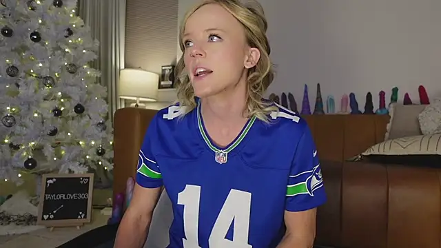 Taylorlove303 online show from 18, 12, 2025