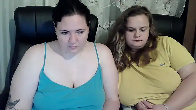 Snapshot of HollyXEva chatting on 17, 9, 2025 HollyXEva online show from 17, 9, 2025