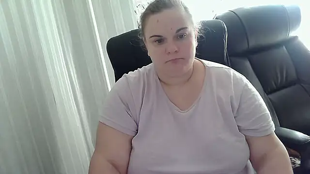 Snapshot of HollyXEva chatting on 25, 9, 2025 HollyXEva online show from 25, 9, 2025