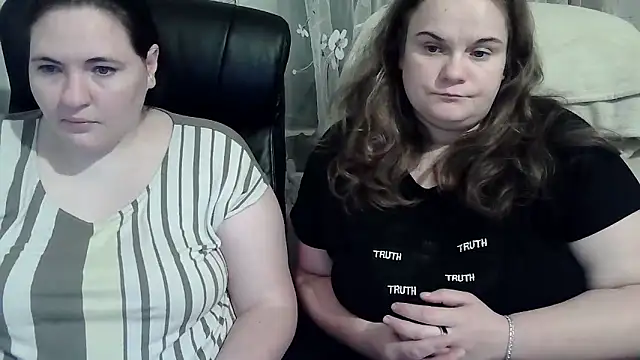 Snapshot of HollyXEva chatting on 3, 10, 2025 HollyXEva online show from 3, 10, 2025