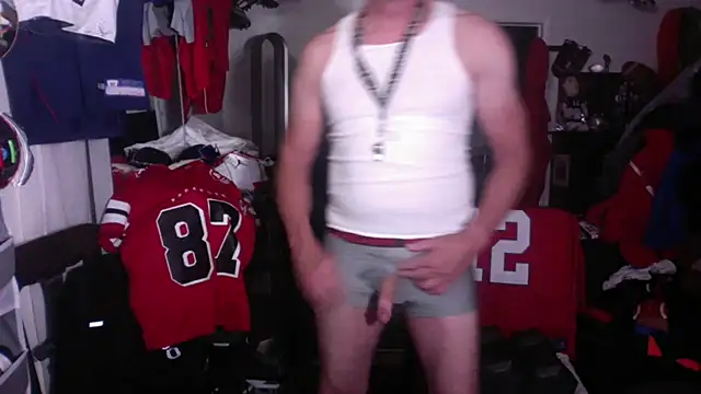Snapshot of DILFJockDad87 chatting on 27, 2, 2026 DILFJockDad87 online show from 27, 2, 2026