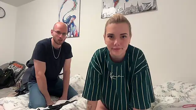 Foxy Bite online show from 5, 11, 2025