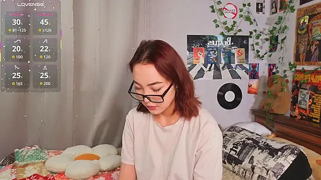 OdetteBiddy online show from 25, 11, 2025