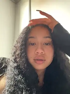 jadee8 online show from 10, 5, 2026