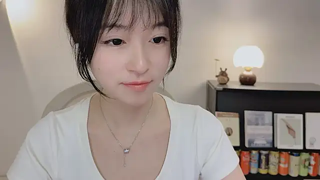 Onechestnut online show from 30, 5, 2026