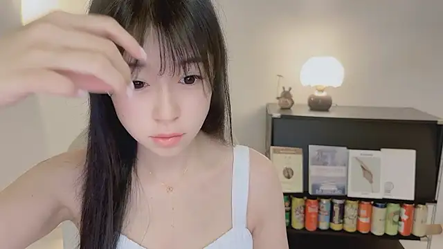 Onechestnut online show from 1, 6, 2026