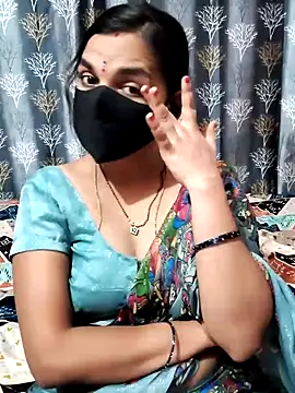 Snapshot of Lalitha-1995 chatting on 2, 6, 2026 Lalitha-1995 online show from 2, 6, 2026
