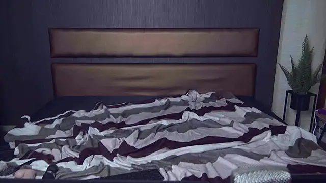 BustyBrunettes online show from 31, 10, 2025