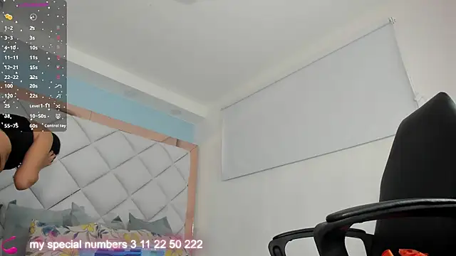 Snapshot of molly_gomezz chatting on 25, 10, 2025 molly gomezz online show from 25, 10, 2025