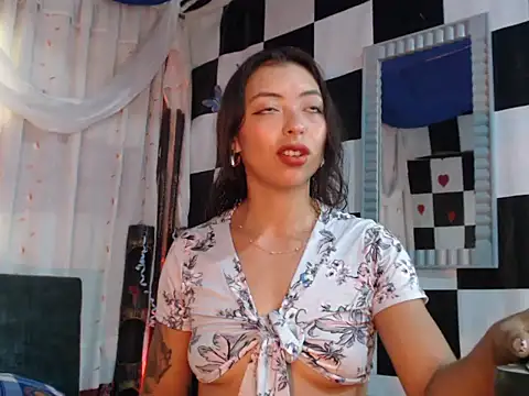 Snapshot of kendraof chatting on 7, 11, 2025 kendraof online show from 7, 11, 2025