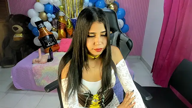 Mindy 19 online show from 28, 9, 2025