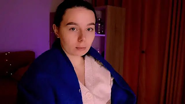 Snapshot of Di_na_Bell chatting on 3, 2, 2026 Di na Bell online show from 3, 2, 2026