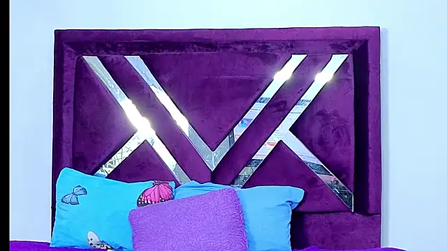 Snapshot of cuteeimy chatting on 19, 11, 2025 cuteeimy online show from 19, 11, 2025